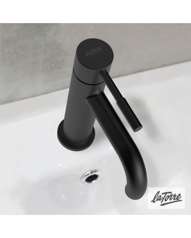 ΜΠΑΤ.ΝΙΠΤ. TECH LA TORRE BLACK MATT